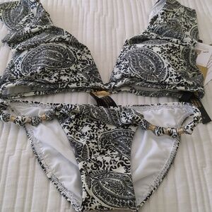Vix Paula Hermanny Matching bikini set Romantic White Black Print With Gold